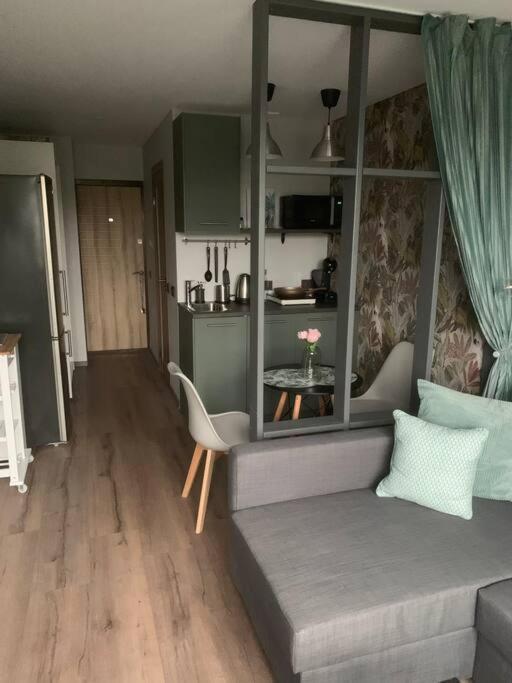 Apartment Near Ozas Вильнюс Экстерьер фото